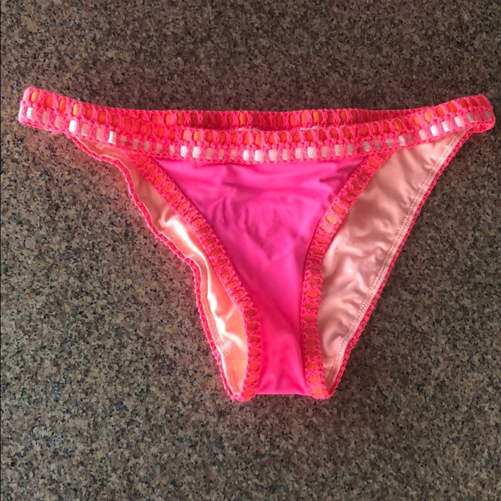 Swimsuit bottoms